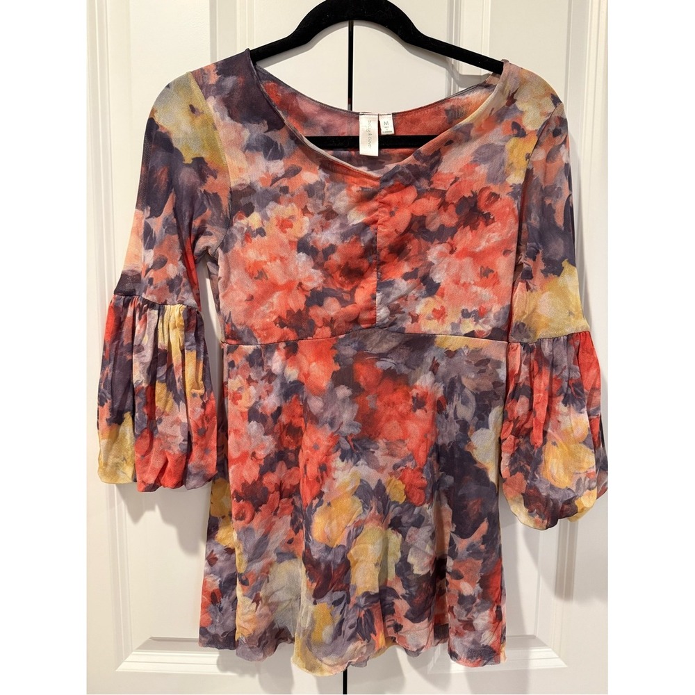 Daisy & Clover Watercolor Floral Mesh Bell Sleeve Top MEDIUM